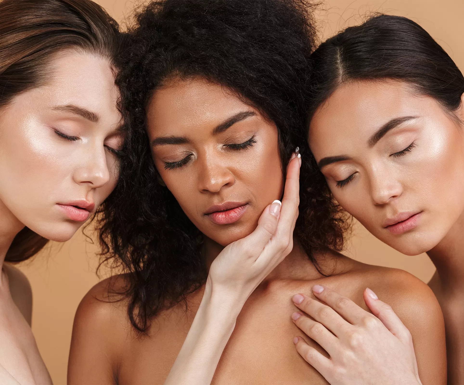 Wanita mencari kesehatan kulit